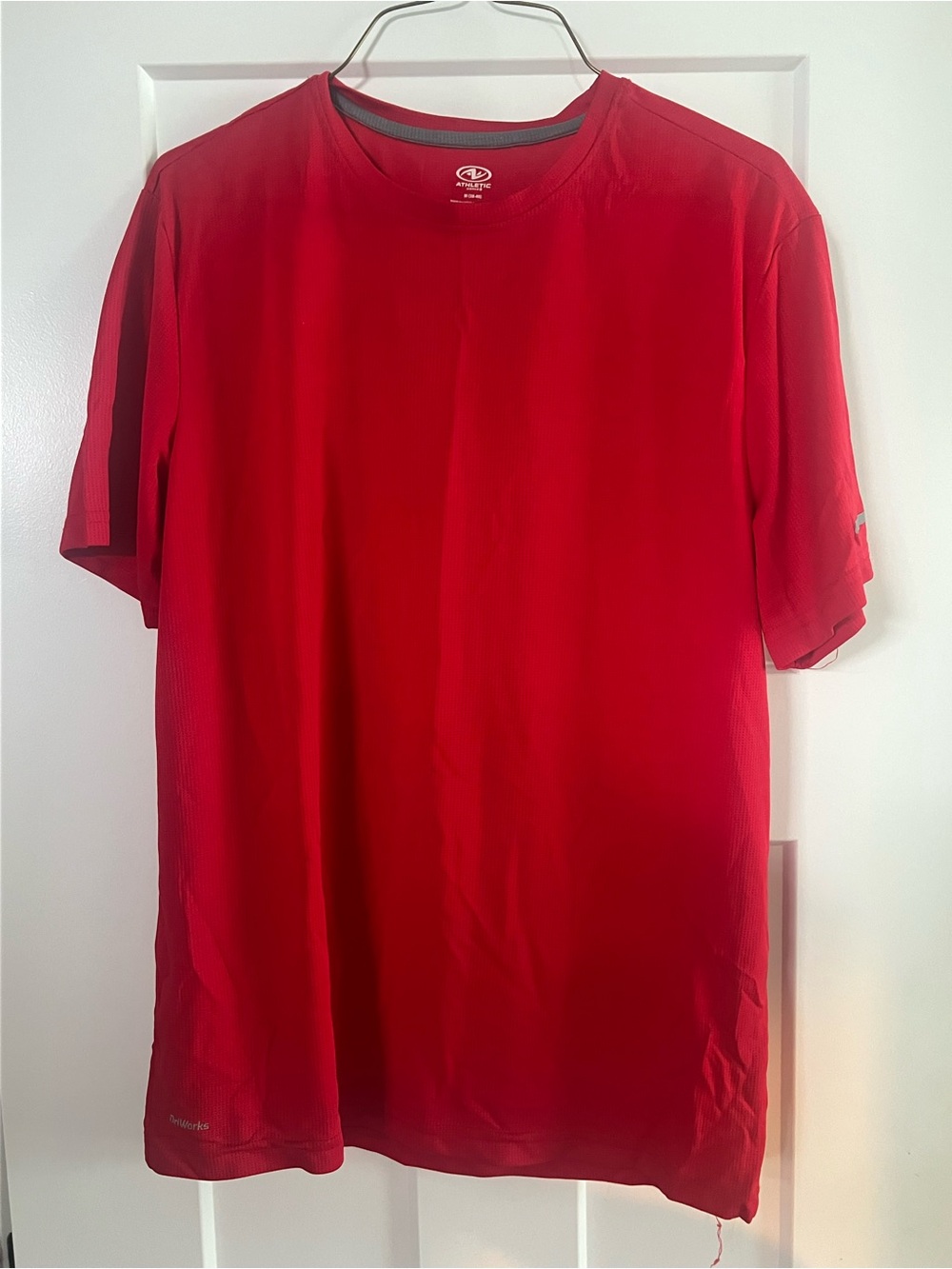 Athletic Works Red Short-Sleeve Performance Tee